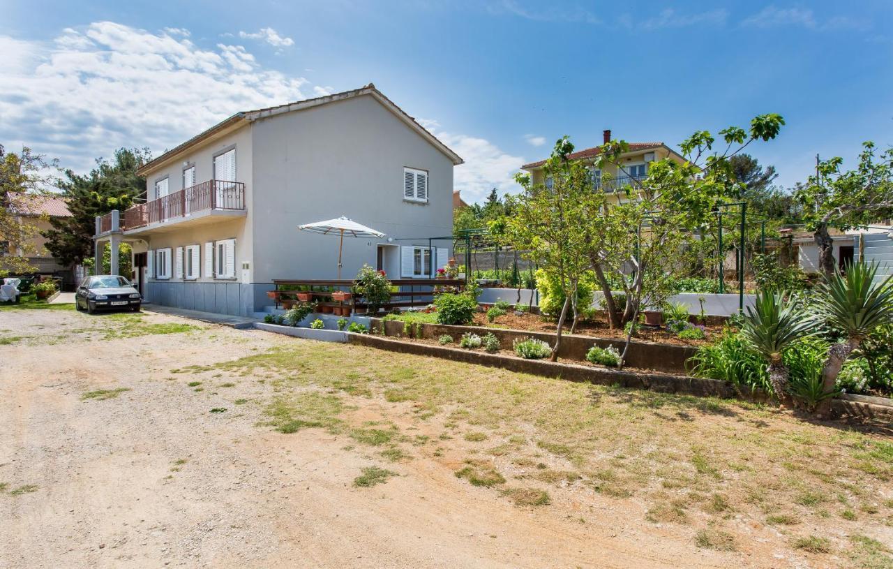 Appartment Rezika Šilo Exterior foto